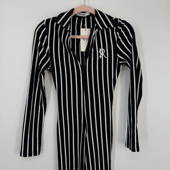 So Real Bodcon Jumpsuit size Medium Black White Striped Long Sleeve collared New - Picture 3 of 11